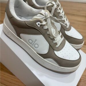 Alo sneakers